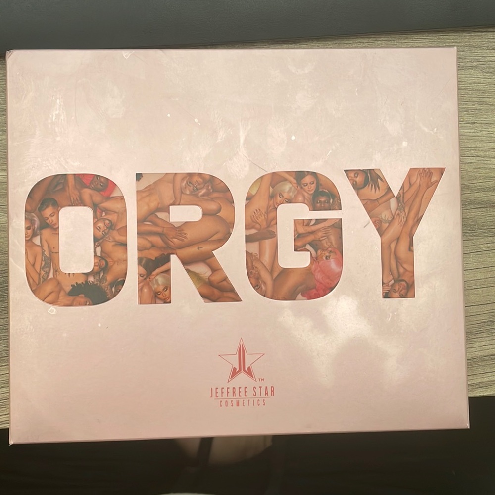 Jeffree Star Orgy Pallete